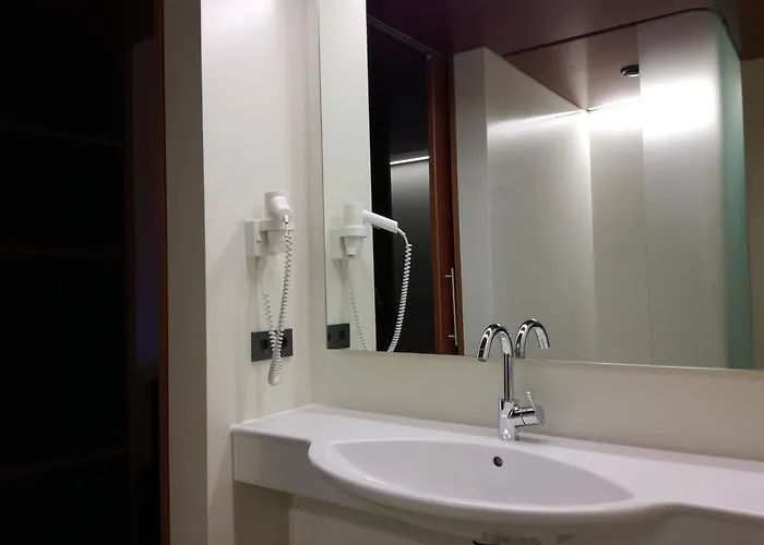 ローゼンバーガー モーター 2* アンスフェルデン